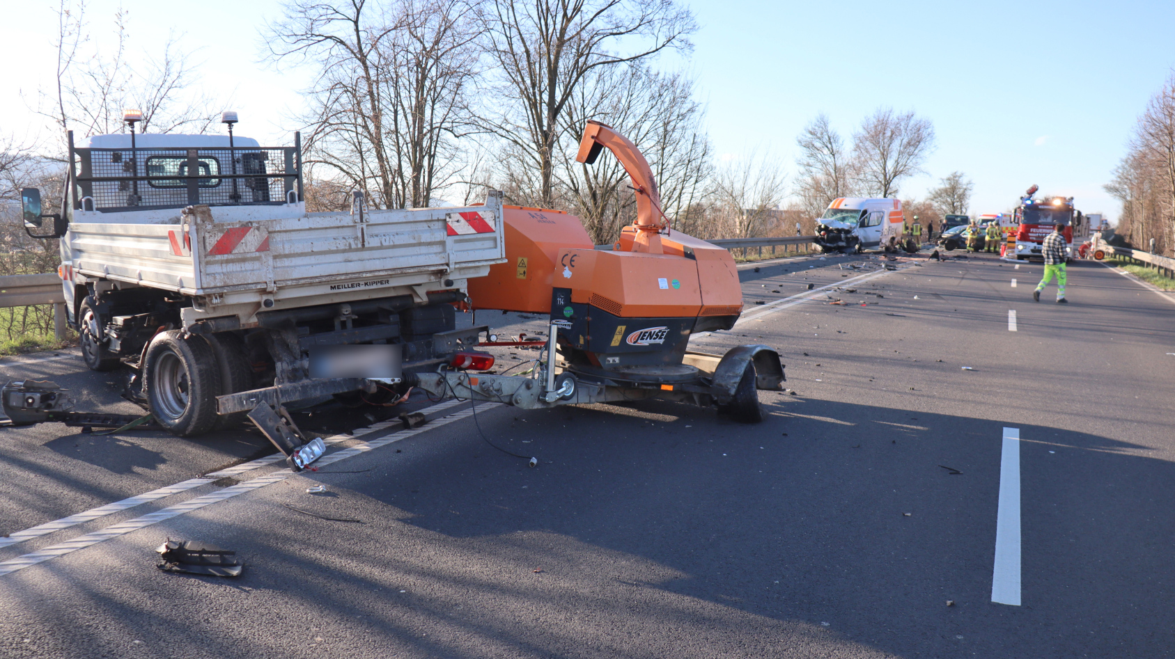 Zeugen nach schwerem Verkehrsunfall auf der B38 gesucht