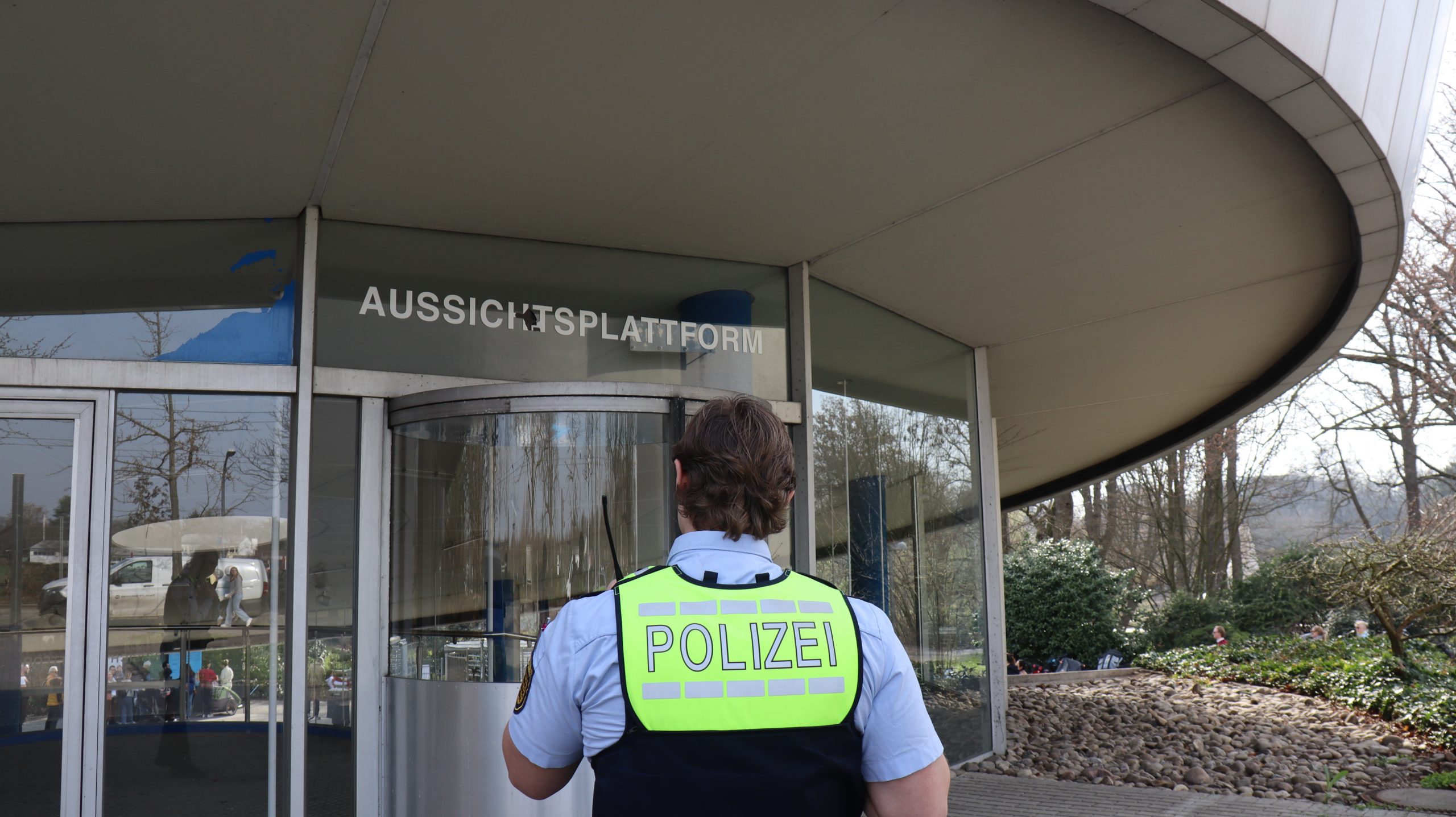 Unbekannte auf Mannheimer Fernmeldeturm – Polizei beendet Großeinsatz