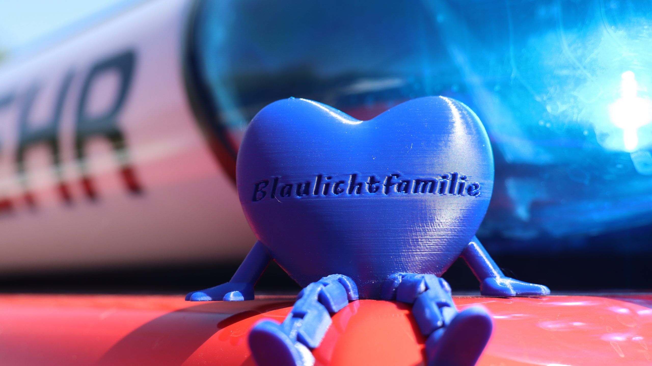 3D-Druck Schlenkerbein-Herz – Kantenhocker mit Wunschtext oder Fertigtext