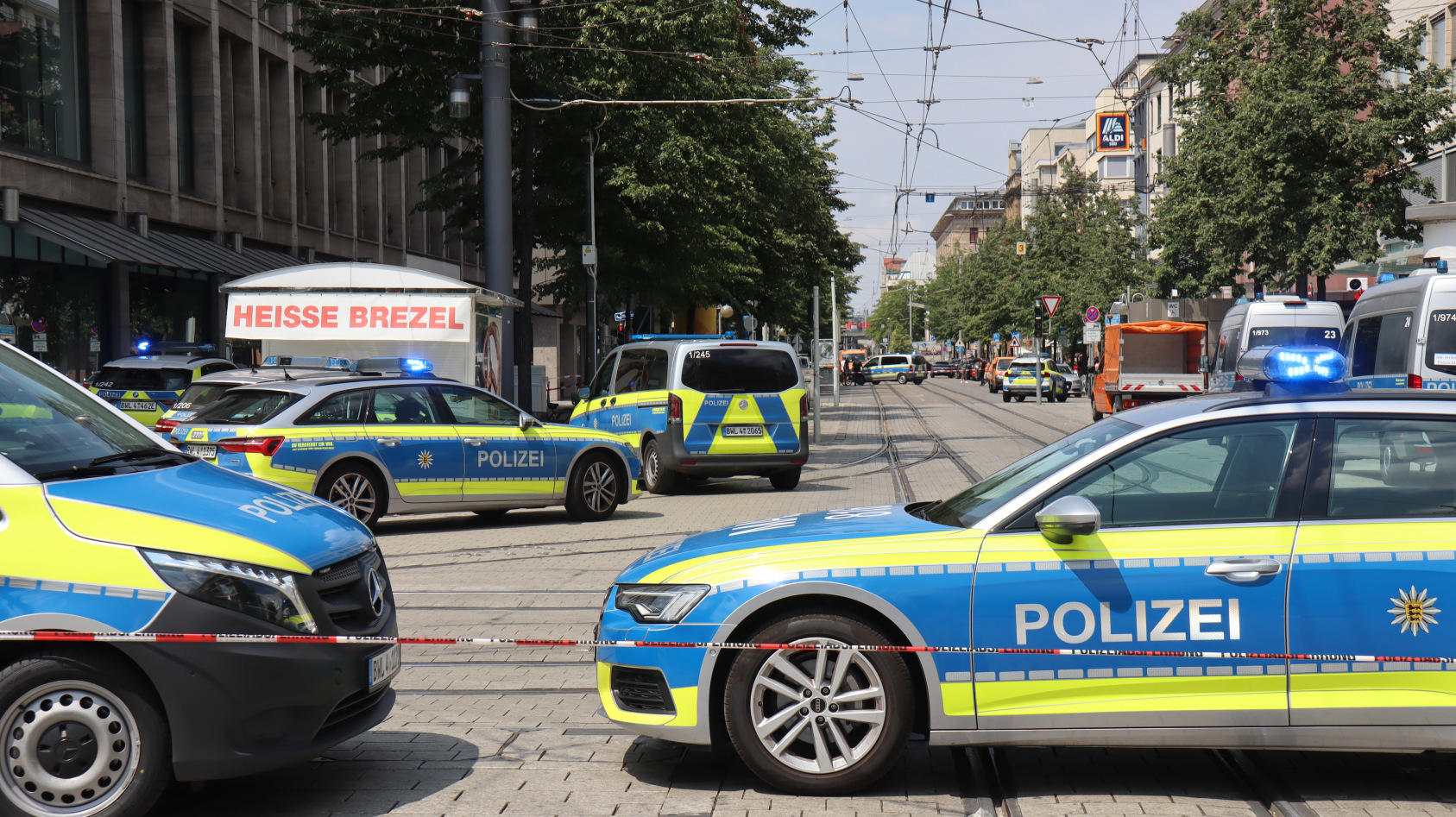 Fehlalarm an Mannheimer Akademie für soziale Berufe – Großeinsatz der Polizei