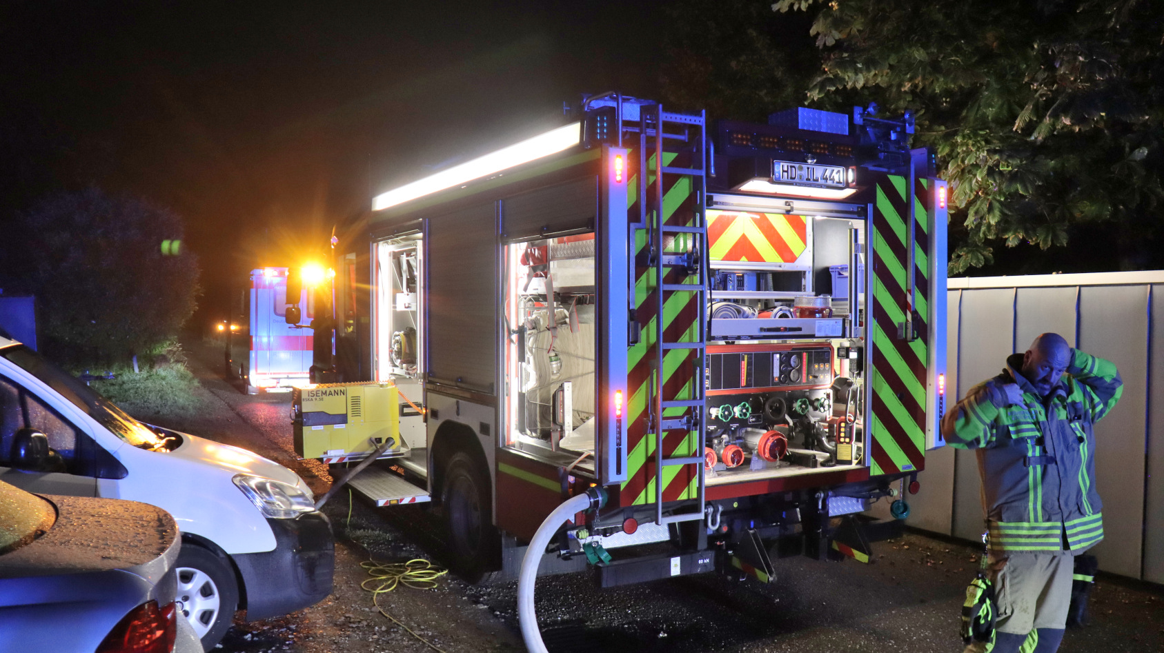 Brandgeschehen in den Neckarplatten – Feuerwehr im Einsatz