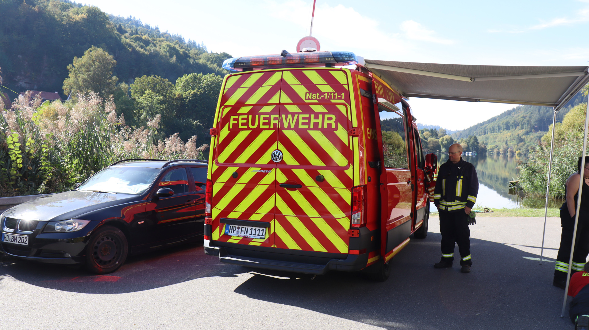 Güterschiff kollidiert mit Autofähre